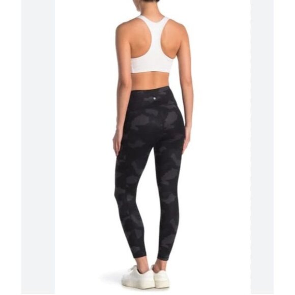 Yogalicious Lux Camo High Waisted Leggings XS - Picture 1 of 4